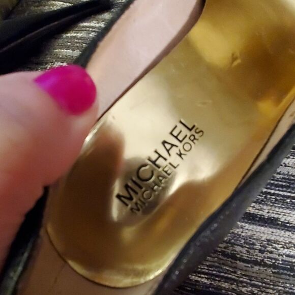 Black Michael Kors heels size 7 - Picture 5 of 9